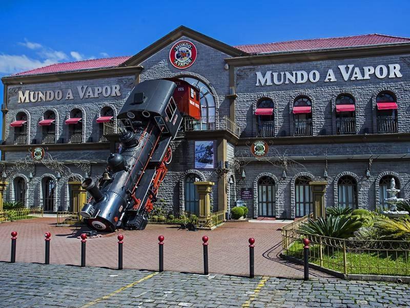 Apartamento novo no Condomínio Vista do Quilombo a 50 metros do Hard Rock Café Gramado Esterno foto